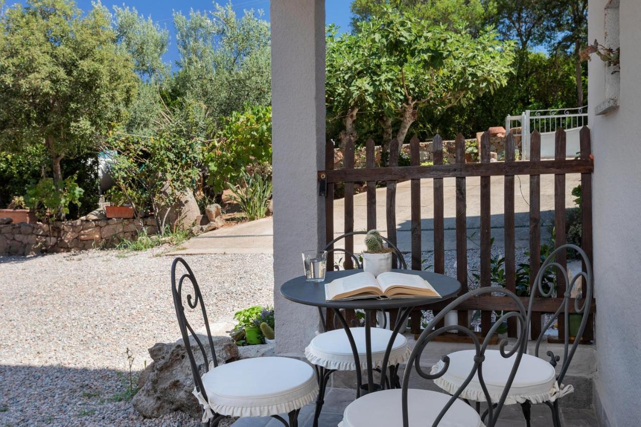 Bed and Breakfast Il Mirto Baia Sardinia Exteriér fotografie